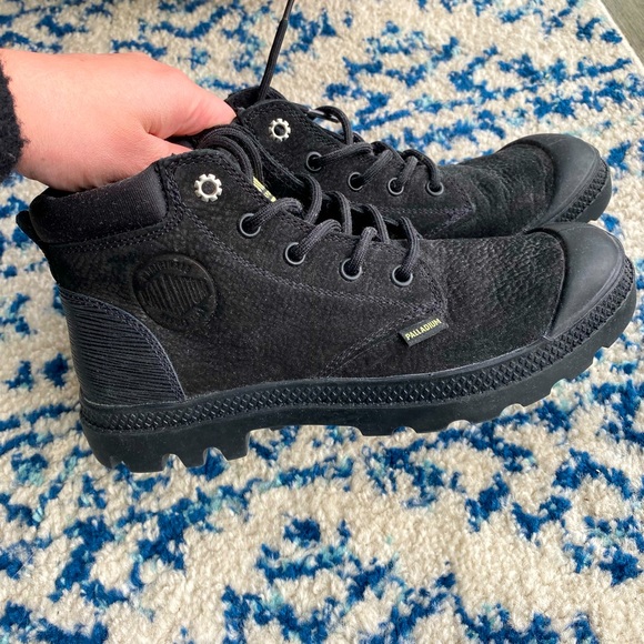 Palladium black shoes - Picture 1 of 4